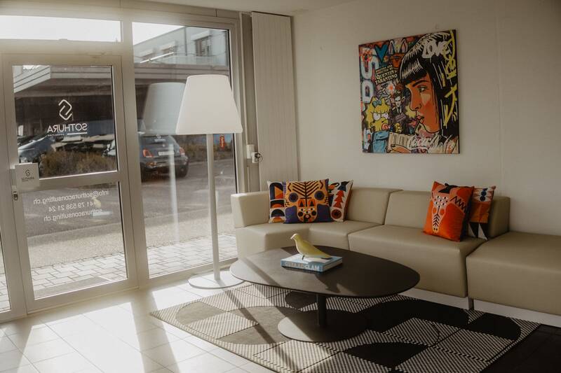 SOTHURA Büro - Empfang